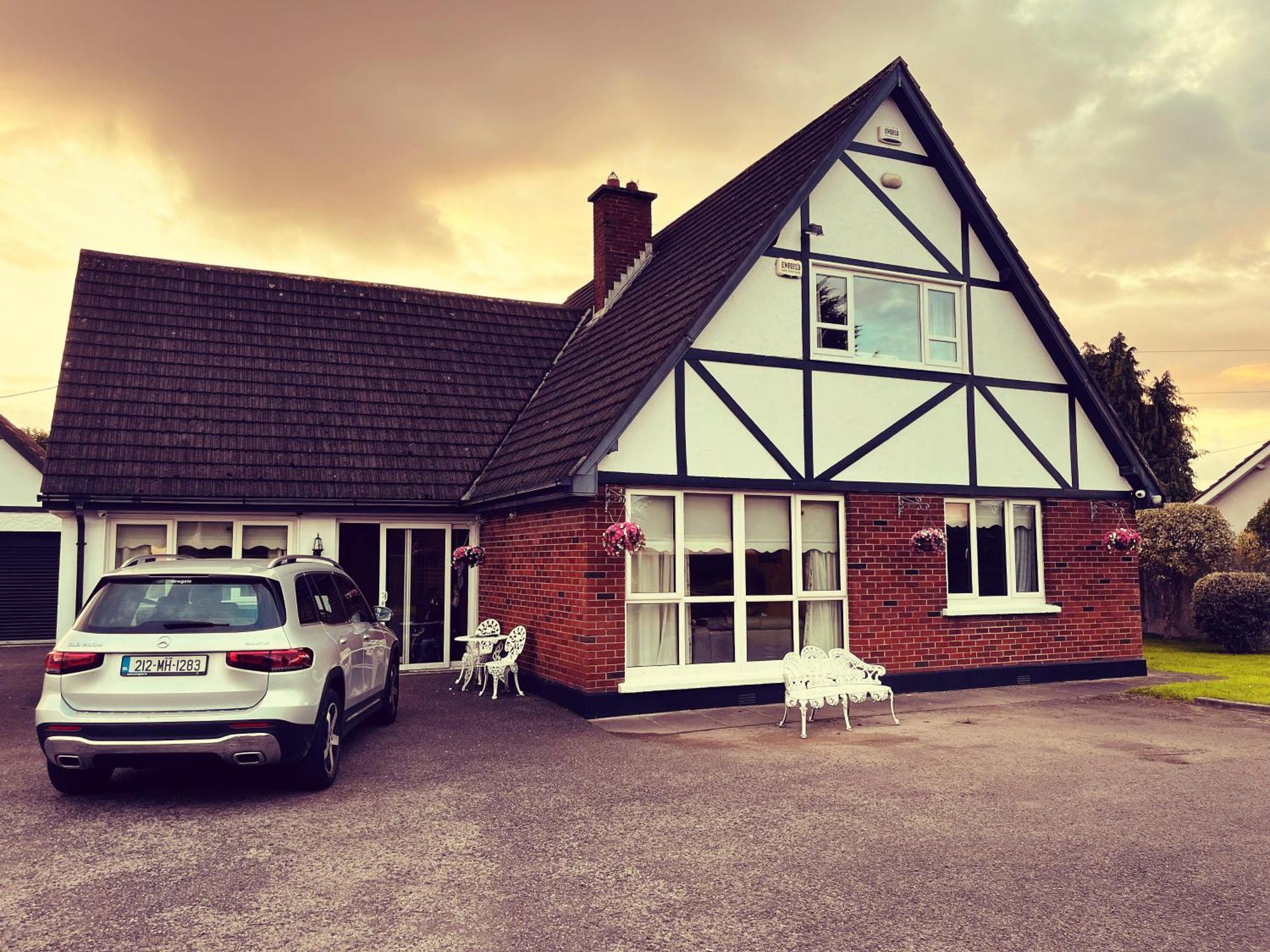 Chellowdene House Navan Exterior photo